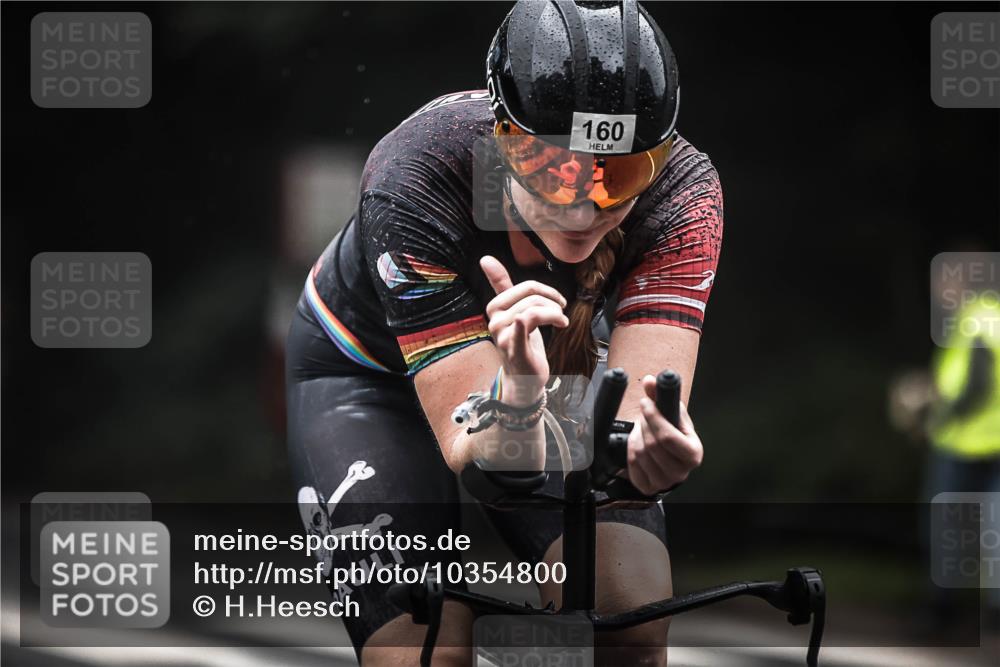 13.09.2026 - Stadtparktriathlon H.Heesch http://msf.ph/oto/10354800 13.09.2026 09:35:25 Radfahren 160, 208 meine-sportfotos.de
