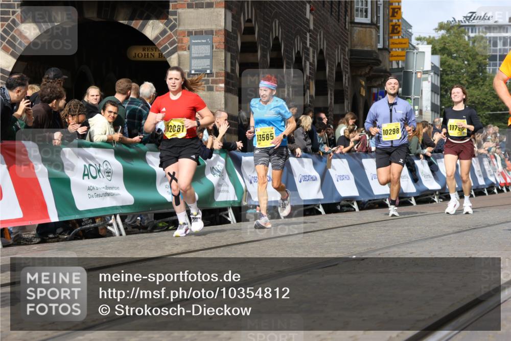 13.09.2026 - 21. swb-Marathon Bremen Strokosch-Dieckow http://msf.ph/oto/10354812 13.09.2026 10:56:07 Ziel 10243, 10374, 10379, 10423, 10529, 10550, 10703, 10809, 10952, 11377, 11510, 12108, 12125, 12143, 12188, 12484, 10184, 10211, 10246, 10322, 10365, 10443, 10670, 10699, 10957, 10960, 11280, 11317, 11570, 11693, 11782, 12452 meine-sportfotos.de
