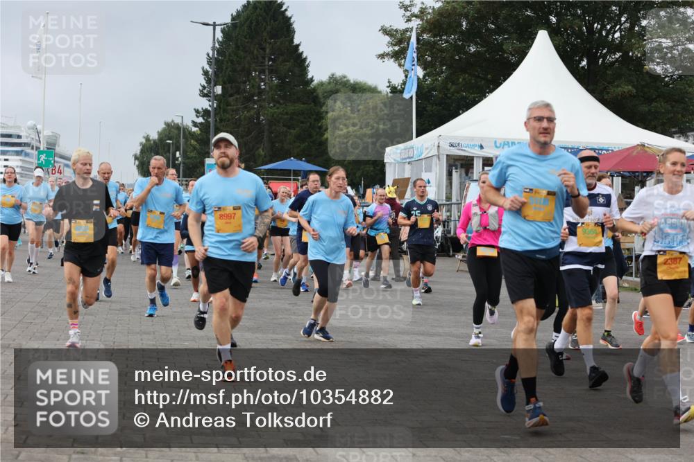 13.09.2026 - Kiel Lauf Andreas Tolksdorf http://msf.ph/oto/10354882 13.09.2026 09:58:01 Kiellinie 4, 8997, 9364, 2387 meine-sportfotos.de