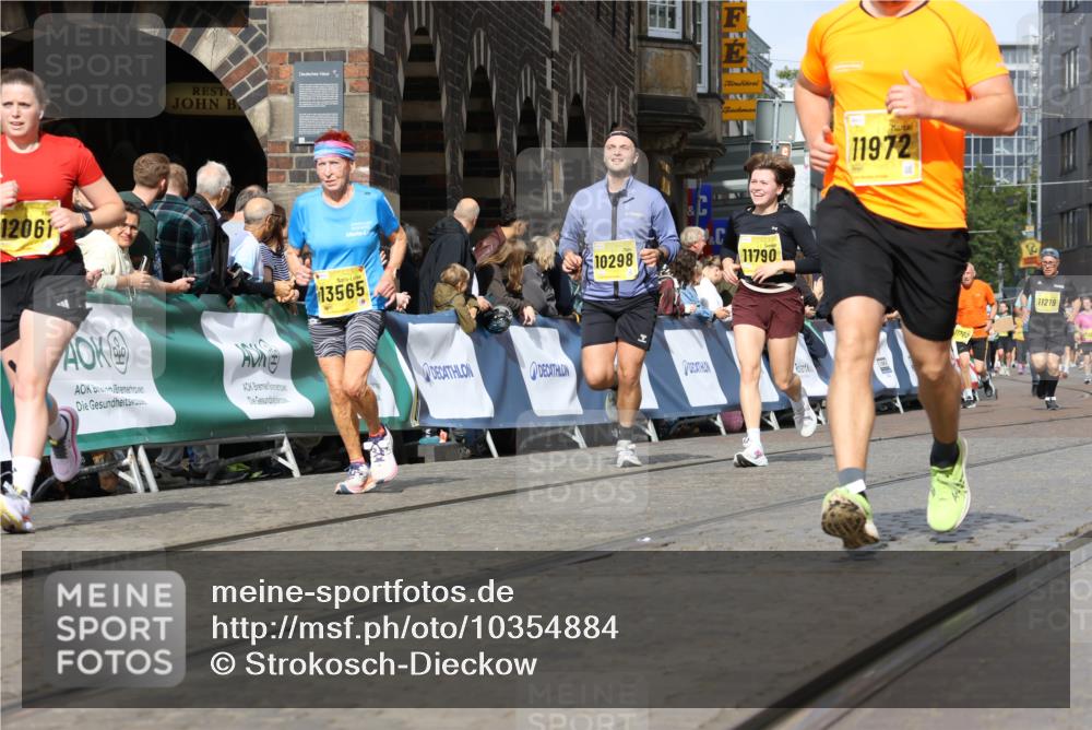 13.09.2026 - 21. swb-Marathon Bremen Strokosch-Dieckow http://msf.ph/oto/10354884 13.09.2026 10:56:08 Ziel 10243, 10374, 10379, 10423, 10529, 10550, 10690, 10703, 10809, 10952, 11377, 11510, 11972, 12108, 12125, 12143, 12188, 12484, 10184, 10211, 10246, 10322, 10443, 10670, 10699, 10960, 11280, 11317, 11570, 11693, 11782, 12452 meine-sportfotos.de
