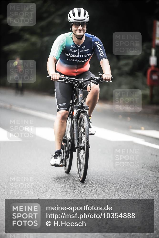 13.09.2026 - Stadtparktriathlon H.Heesch http://msf.ph/oto/10354888 13.09.2026 11:11:11 Radfahren 589 meine-sportfotos.de