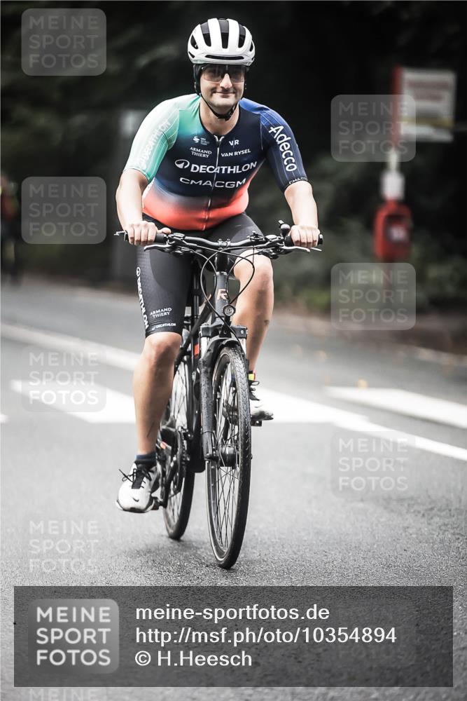13.09.2026 - Stadtparktriathlon H.Heesch http://msf.ph/oto/10354894 13.09.2026 11:11:11 Radfahren 589 meine-sportfotos.de