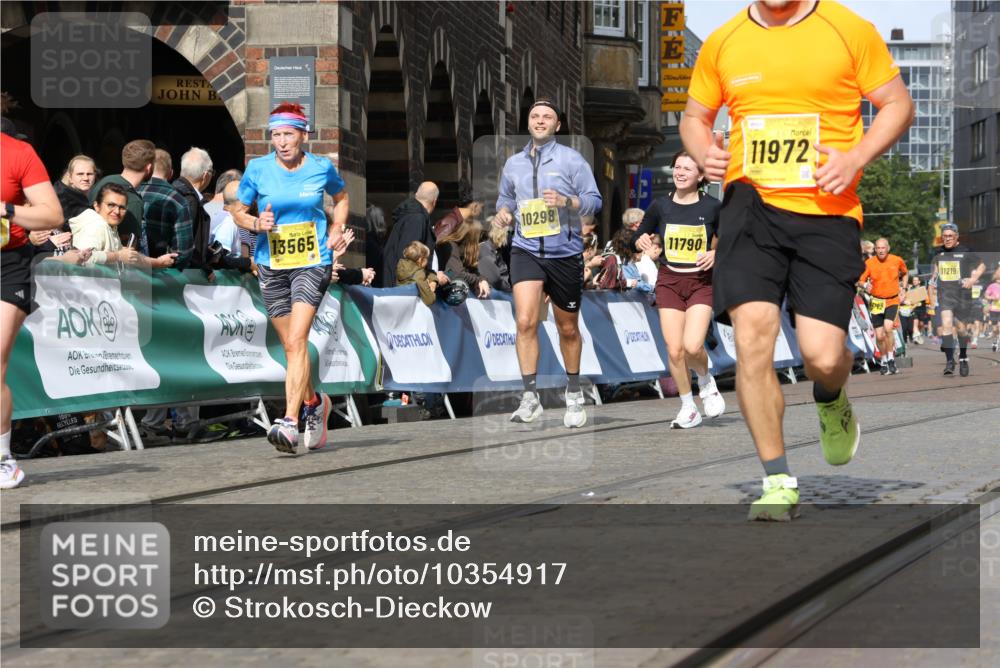 13.09.2026 - 21. swb-Marathon Bremen Strokosch-Dieckow http://msf.ph/oto/10354917 13.09.2026 10:56:08 Ziel 10243, 10374, 10379, 10423, 10529, 10550, 10690, 10703, 10809, 10952, 11377, 11510, 11972, 12108, 12125, 12143, 12188, 12484, 10184, 10211, 10246, 10322, 10443, 10670, 10699, 10960, 11280, 11317, 11570, 11693, 11782, 12452 meine-sportfotos.de