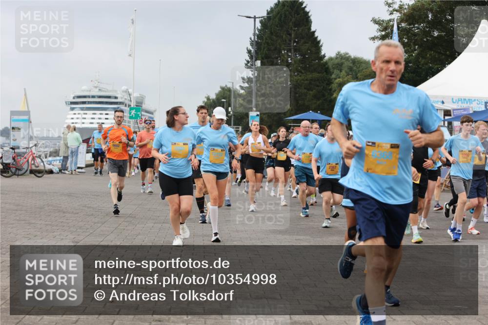13.09.2026 - Kiel Lauf Andreas Tolksdorf http://msf.ph/oto/10354998 13.09.2026 09:58:05 Kiellinie 6602, 13, 2357, 5992 meine-sportfotos.de
