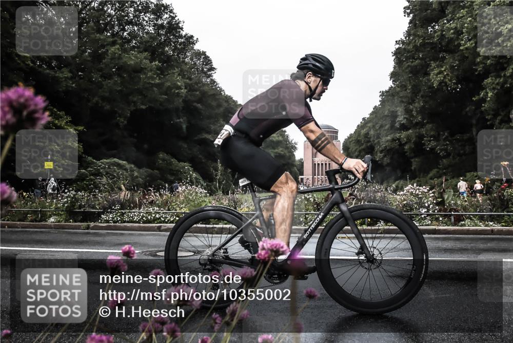13.09.2026 - Stadtparktriathlon H.Heesch http://msf.ph/oto/10355002 13.09.2026 12:00:12 Radfahren 722, 1021, 1061 meine-sportfotos.de