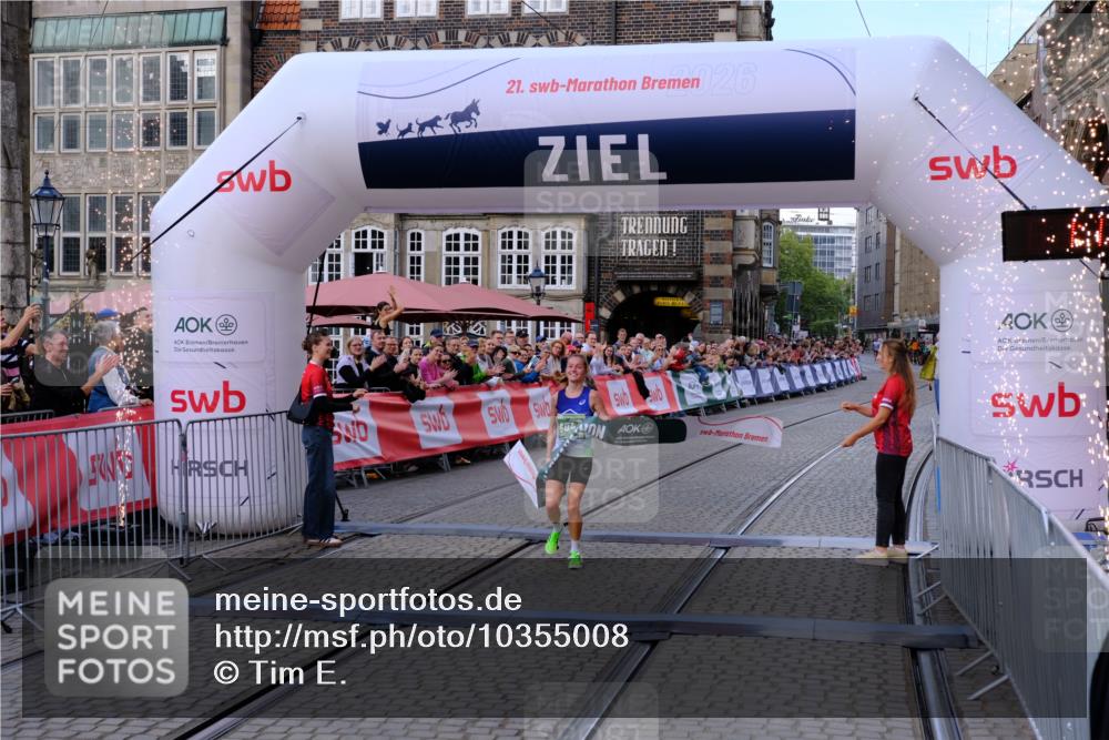 13.09.2026 - 21. swb-Marathon Bremen Tim E. http://msf.ph/oto/10355008 13.09.2026 12:46:34 Ziel 103, 1352, 8044 meine-sportfotos.de