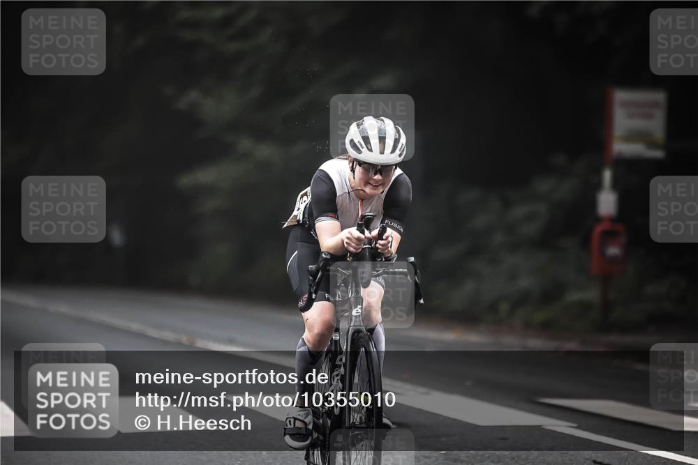 13.09.2026 - Stadtparktriathlon H.Heesch http://msf.ph/oto/10355010 13.09.2026 09:35:58 Radfahren 158, 197 meine-sportfotos.de