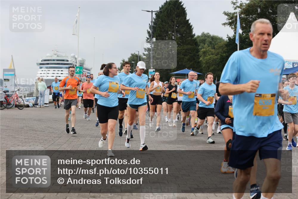 13.09.2026 - Kiel Lauf Andreas Tolksdorf http://msf.ph/oto/10355011 13.09.2026 09:58:05 Kiellinie 6602, 2357, 5992 meine-sportfotos.de