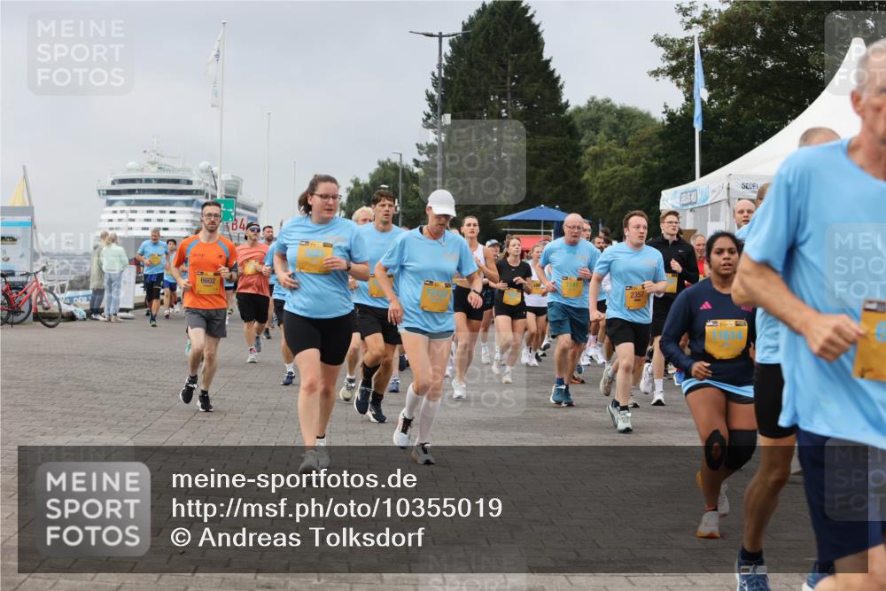 13.09.2026 - Kiel Lauf Andreas Tolksdorf http://msf.ph/oto/10355019 13.09.2026 09:58:05 Kiellinie 6602, 4, 2357 meine-sportfotos.de