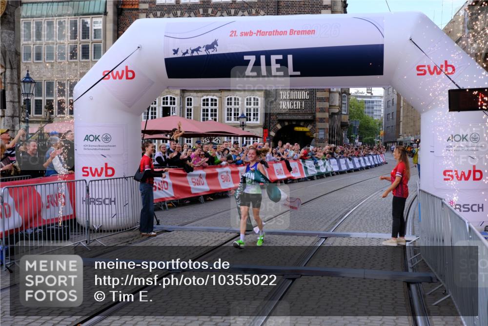 13.09.2026 - 21. swb-Marathon Bremen Tim E. http://msf.ph/oto/10355022 13.09.2026 12:46:34 Ziel 103, 1352, 8044 meine-sportfotos.de