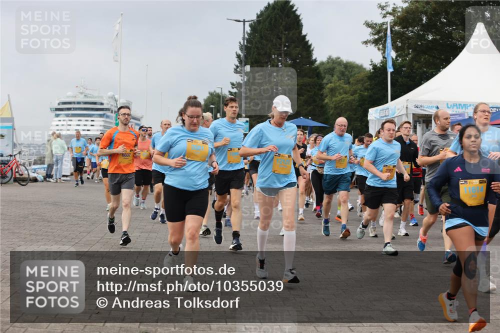 13.09.2026 - Kiel Lauf Andreas Tolksdorf http://msf.ph/oto/10355039 13.09.2026 09:58:06 Kiellinie 6602, 39, 2081, 11614 meine-sportfotos.de