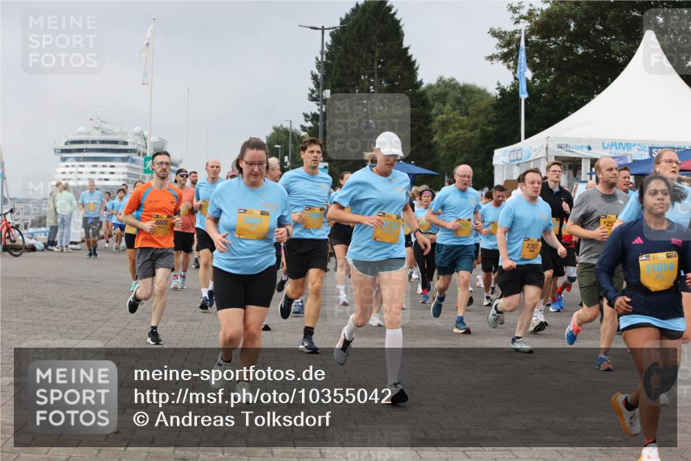 13.09.2026 - Kiel Lauf Andreas Tolksdorf http://msf.ph/oto/10355042 13.09.2026 09:58:06 Kiellinie 6602, 2081, 2357, 1251, 38, 11614 meine-sportfotos.de
