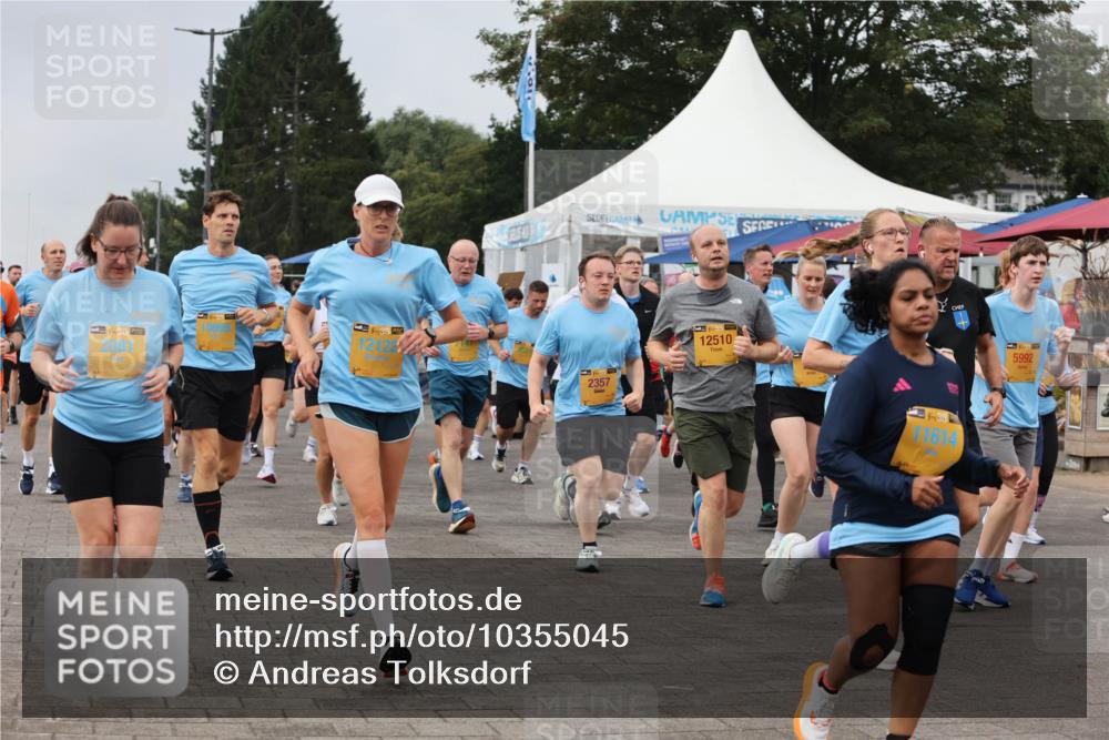 13.09.2026 - Kiel Lauf Andreas Tolksdorf http://msf.ph/oto/10355045 13.09.2026 09:58:06 Kiellinie 39, 2081, 10995, 38, 12122, 2357, 12510, 39, 11614, 5992 meine-sportfotos.de