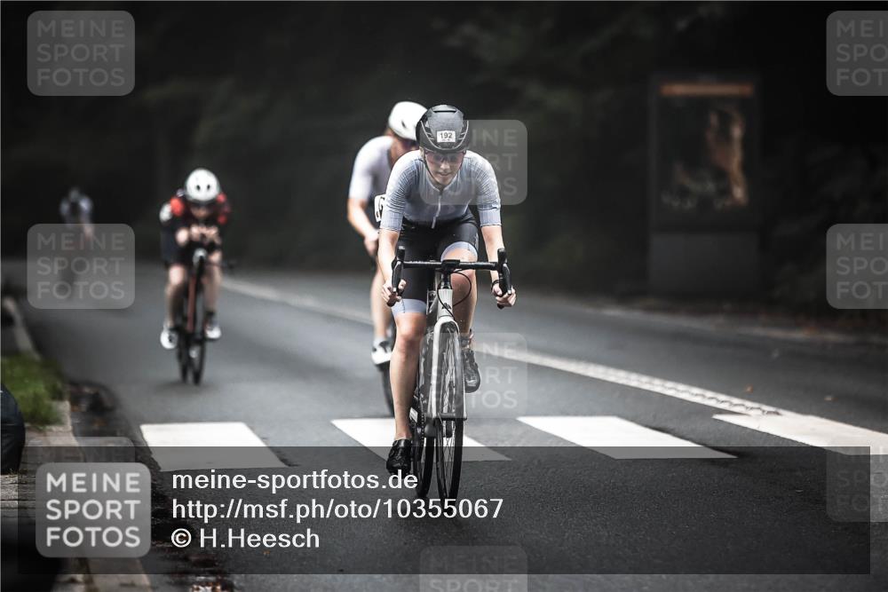 13.09.2026 - Stadtparktriathlon H.Heesch http://msf.ph/oto/10355067 13.09.2026 09:36:30 Radfahren 163, 178, 188, 189, 192 meine-sportfotos.de