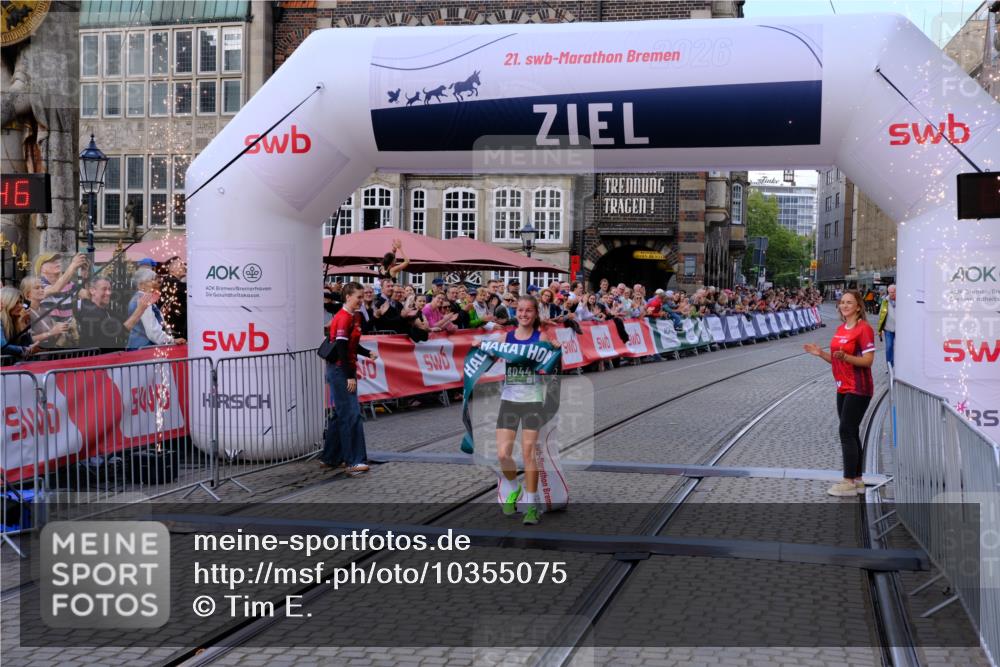 13.09.2026 - 21. swb-Marathon Bremen Tim E. http://msf.ph/oto/10355075 13.09.2026 12:46:35 Ziel 103, 1352, 8044 meine-sportfotos.de