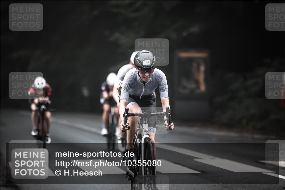 13.09.2026 - Stadtparktriathlon H.Heesch http://msf.ph/oto/10355080 13.09.2026 09:36:30 Radfahren 163, 178, 188, 189, 192 meine-sportfotos.de