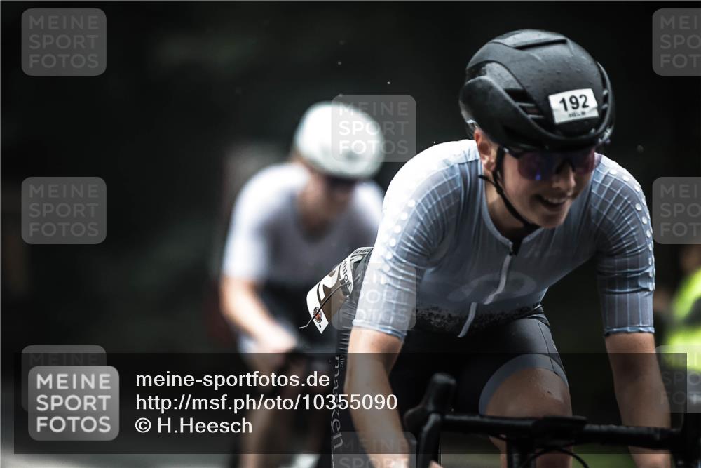 13.09.2026 - Stadtparktriathlon H.Heesch http://msf.ph/oto/10355090 13.09.2026 09:36:31 Radfahren 163, 178, 188, 189, 192 meine-sportfotos.de