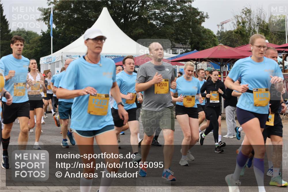 13.09.2026 - Kiel Lauf Andreas Tolksdorf http://msf.ph/oto/10355095 13.09.2026 09:58:07 Kiellinie 10995, 12510, 708, 11670 meine-sportfotos.de