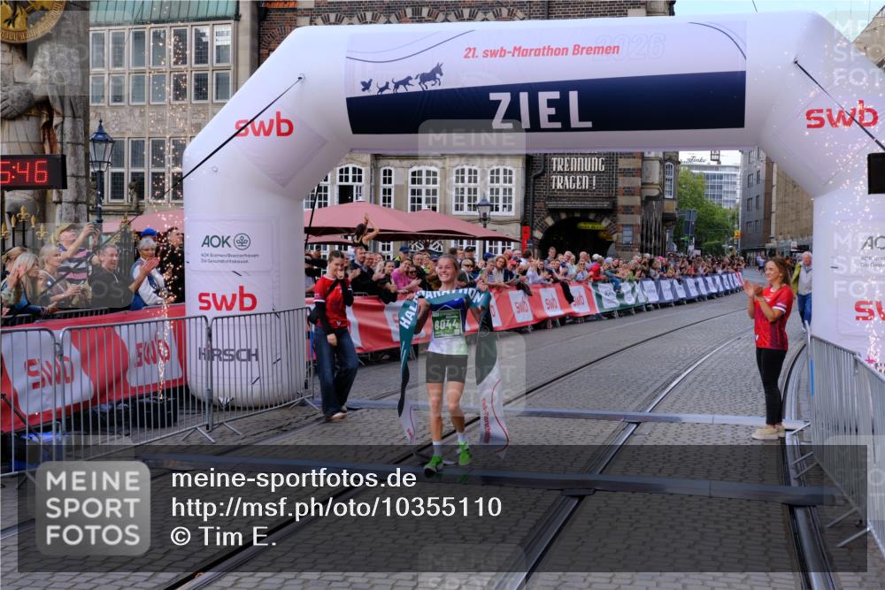 13.09.2026 - 21. swb-Marathon Bremen Tim E. http://msf.ph/oto/10355110 13.09.2026 12:46:35 Ziel 103, 1352, 8044 meine-sportfotos.de