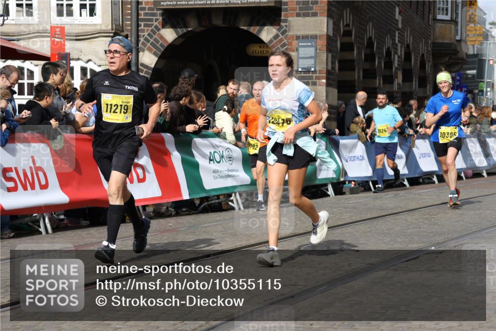 13.09.2026 - 21. swb-Marathon Bremen Strokosch-Dieckow http://msf.ph/oto/10355115 13.09.2026 10:56:17 Ziel 10298, 10374, 10690, 10703, 11790, 11972, 12061, 12108, 12143, 12484, 13565, 10184, 10211, 10322, 10356, 10670, 10675, 10844, 11069, 11256, 11317, 11407, 11795, 11844, 11855, 11871, 12543 meine-sportfotos.de