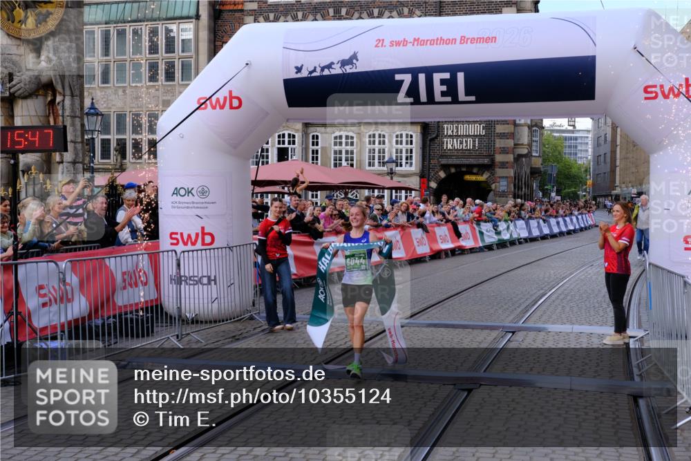 13.09.2026 - 21. swb-Marathon Bremen Tim E. http://msf.ph/oto/10355124 13.09.2026 12:46:35 Ziel 103, 1352, 8044 meine-sportfotos.de