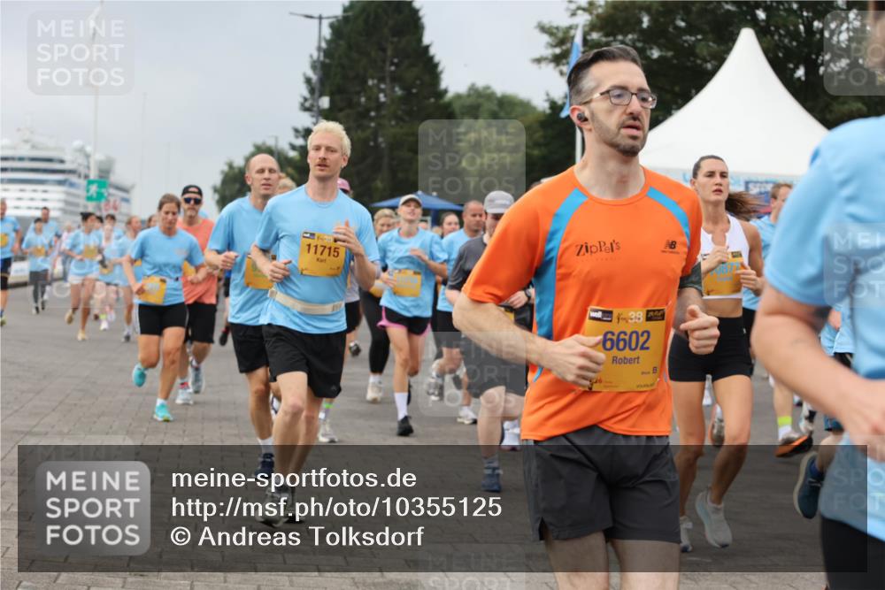 13.09.2026 - Kiel Lauf Andreas Tolksdorf http://msf.ph/oto/10355125 13.09.2026 09:58:08 Kiellinie 1, 39, 11715, 4, 38, 6602 meine-sportfotos.de