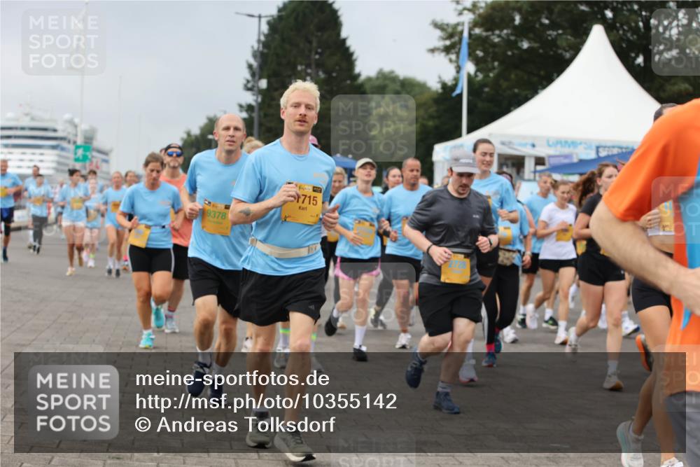 13.09.2026 - Kiel Lauf Andreas Tolksdorf http://msf.ph/oto/10355142 13.09.2026 09:58:09 Kiellinie 9378, 39, 715 meine-sportfotos.de