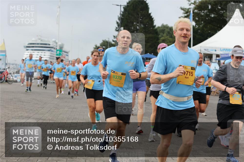 13.09.2026 - Kiel Lauf Andreas Tolksdorf http://msf.ph/oto/10355168 13.09.2026 09:58:09 Kiellinie 9378, 48, 715, 728 meine-sportfotos.de