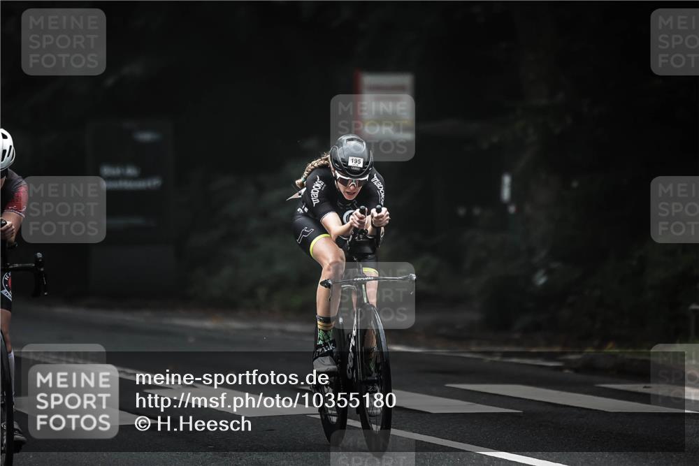 13.09.2026 - Stadtparktriathlon H.Heesch http://msf.ph/oto/10355180 13.09.2026 09:36:53 Radfahren 161, 195 meine-sportfotos.de