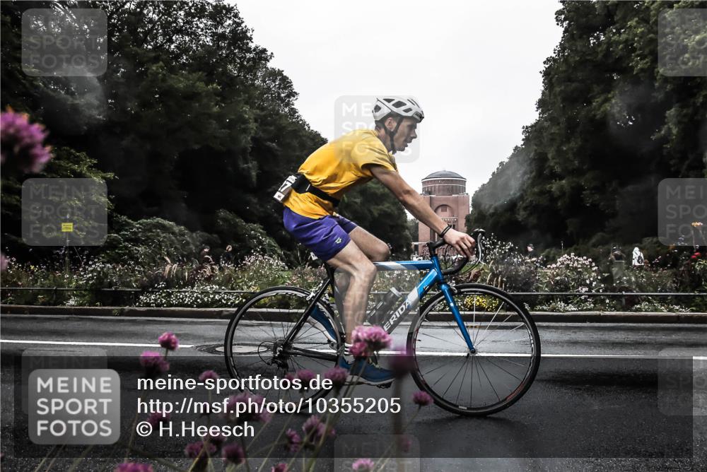 13.09.2026 - Stadtparktriathlon H.Heesch http://msf.ph/oto/10355205 13.09.2026 12:01:24 Radfahren 835, 861, 939, 966, 995, 1027 meine-sportfotos.de