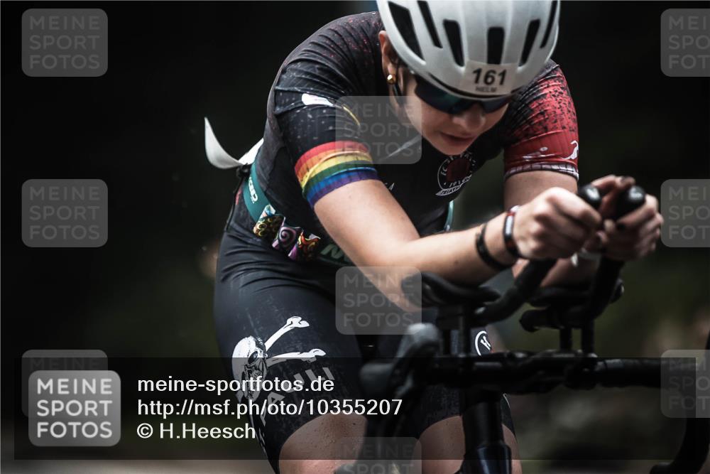 13.09.2026 - Stadtparktriathlon H.Heesch http://msf.ph/oto/10355207 13.09.2026 09:36:54 Radfahren 161, 195 meine-sportfotos.de