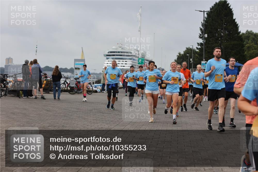 13.09.2026 - Kiel Lauf Andreas Tolksdorf http://msf.ph/oto/10355233 13.09.2026 09:58:11 Kiellinie 13, 84, 1681, 12000, 494, 8561 meine-sportfotos.de