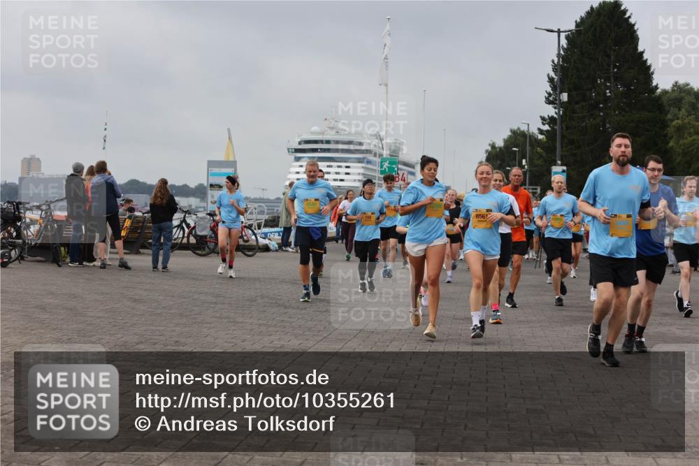 13.09.2026 - Kiel Lauf Andreas Tolksdorf http://msf.ph/oto/10355261 13.09.2026 09:58:12 Kiellinie 168, 8561 meine-sportfotos.de