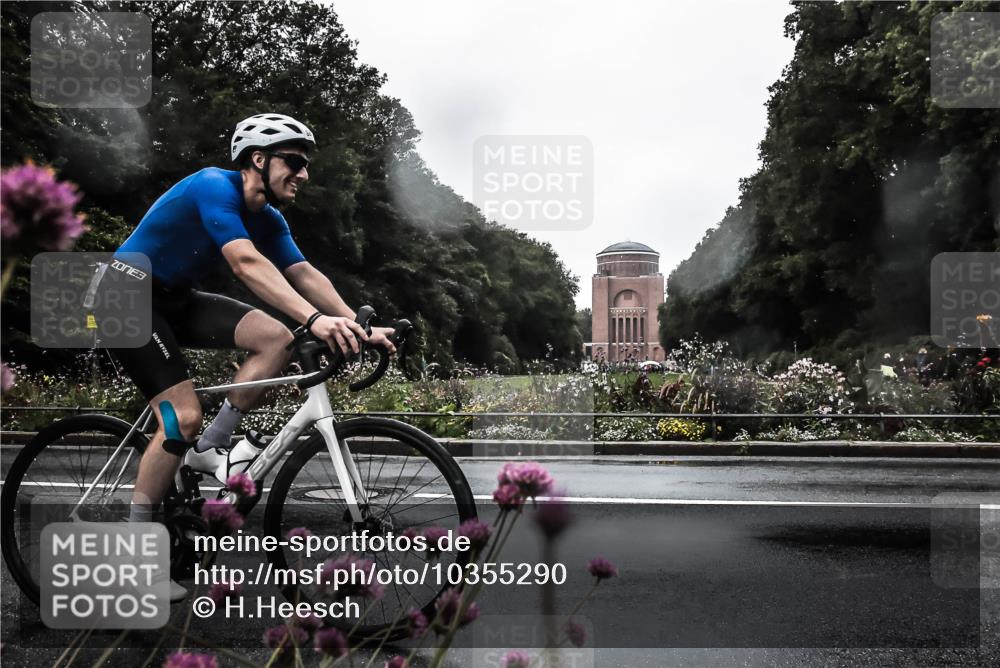 13.09.2026 - Stadtparktriathlon H.Heesch http://msf.ph/oto/10355290 13.09.2026 12:01:39 Radfahren 945 meine-sportfotos.de
