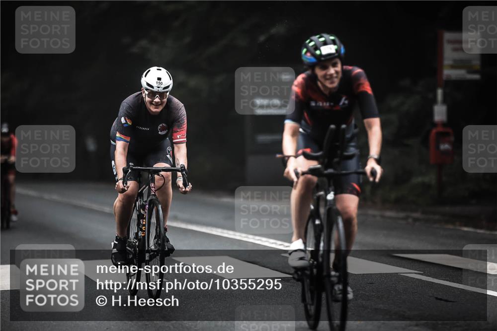 13.09.2026 - Stadtparktriathlon H.Heesch http://msf.ph/oto/10355295 13.09.2026 09:37:20 Radfahren 150, 165, 176 meine-sportfotos.de