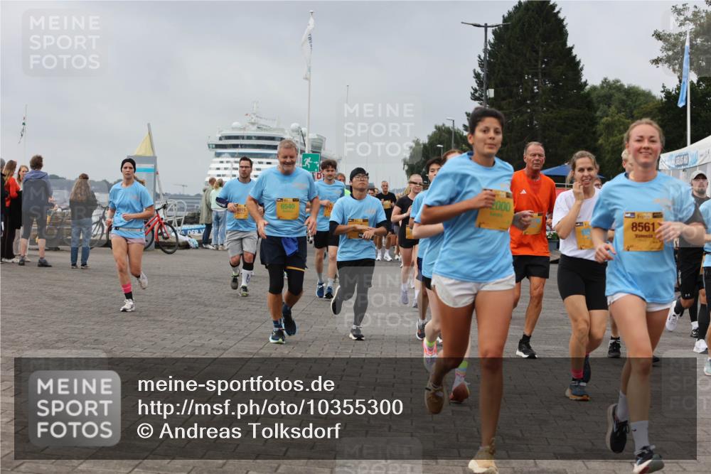 13.09.2026 - Kiel Lauf Andreas Tolksdorf http://msf.ph/oto/10355300 13.09.2026 09:58:14 Kiellinie 4915, 6540, 13, 2000, 1, 39, 8561 meine-sportfotos.de