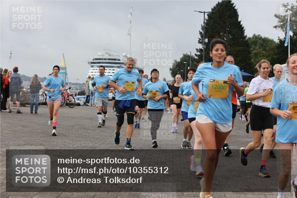 13.09.2026 - Kiel Lauf Andreas Tolksdorf http://msf.ph/oto/10355312 13.09.2026 09:58:14 Kiellinie 6540, 168, 38, 12000, 85 meine-sportfotos.de