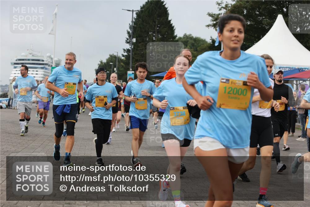 13.09.2026 - Kiel Lauf Andreas Tolksdorf http://msf.ph/oto/10355329 13.09.2026 09:58:15 Kiellinie 4915, 6540, 39, 168, 39, 12000, 69 meine-sportfotos.de