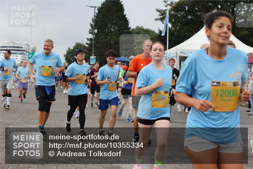 13.09.2026 - Kiel Lauf Andreas Tolksdorf http://msf.ph/oto/10355334 13.09.2026 09:58:15 Kiellinie 6540, 38, 39, 12000 meine-sportfotos.de