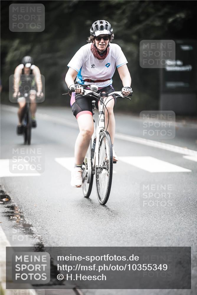 13.09.2026 - Stadtparktriathlon H.Heesch http://msf.ph/oto/10355349 13.09.2026 11:11:35 Radfahren 451, 470, 547, 596, 612, 655, 666 meine-sportfotos.de