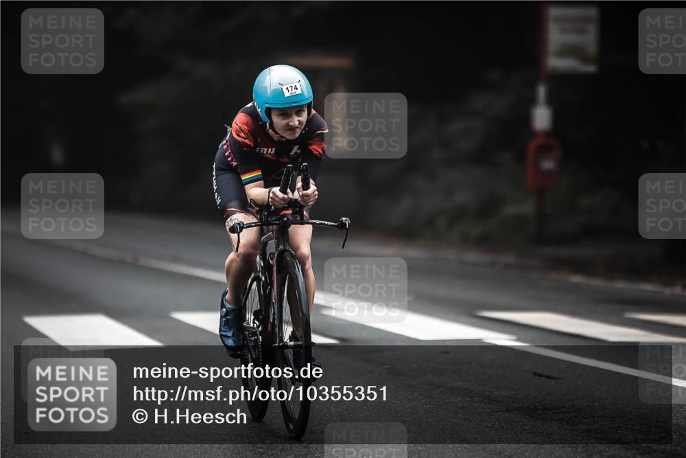 13.09.2026 - Stadtparktriathlon H.Heesch http://msf.ph/oto/10355351 13.09.2026 09:37:27 Radfahren 165, 174 meine-sportfotos.de