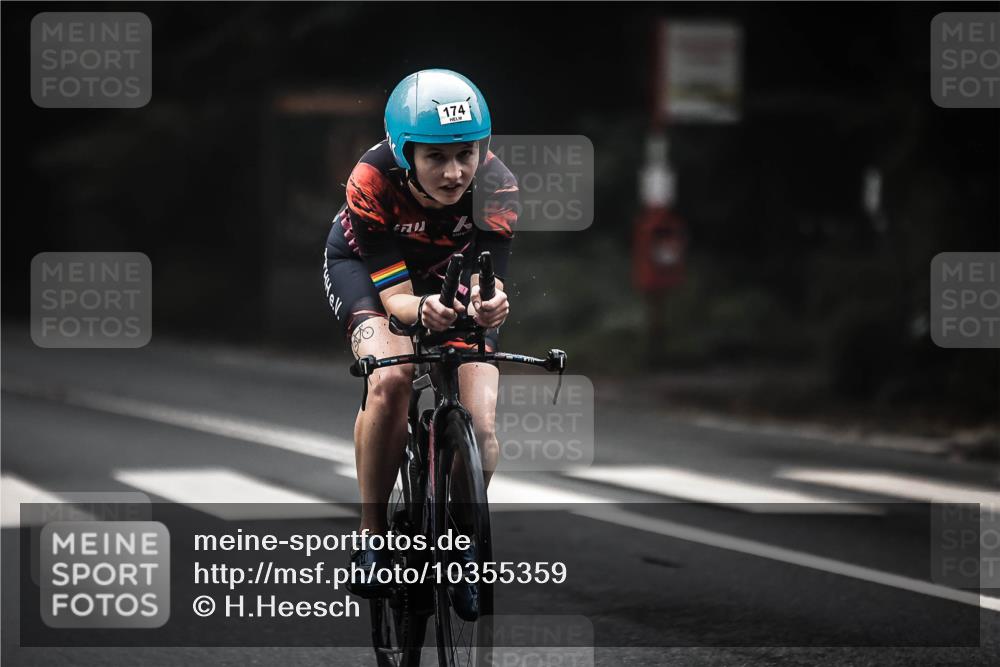 13.09.2026 - Stadtparktriathlon H.Heesch http://msf.ph/oto/10355359 13.09.2026 09:37:28 Radfahren 165, 174, 201 meine-sportfotos.de