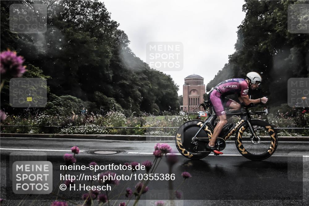 13.09.2026 - Stadtparktriathlon H.Heesch http://msf.ph/oto/10355386 13.09.2026 12:02:02 Radfahren 844, 935, 985, 1033, 1062, 1063 meine-sportfotos.de