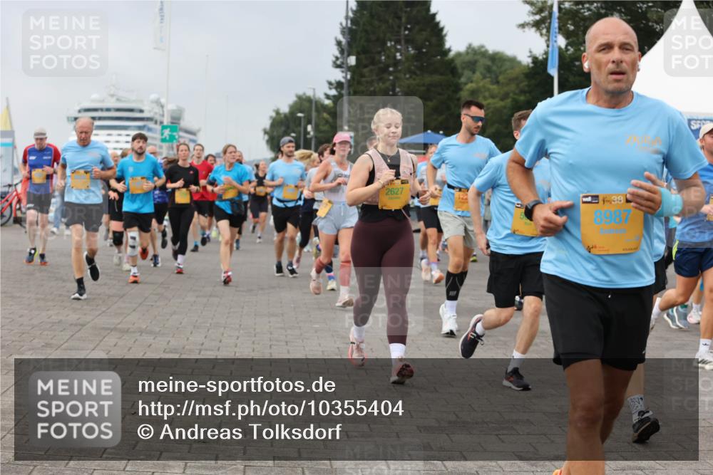 13.09.2026 - Kiel Lauf Andreas Tolksdorf http://msf.ph/oto/10355404 13.09.2026 09:58:26 Kiellinie 2627, 4, 38, 8987 meine-sportfotos.de