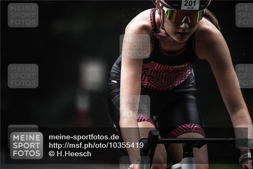 13.09.2026 - Stadtparktriathlon H.Heesch http://msf.ph/oto/10355419 13.09.2026 09:37:35 Radfahren 201 meine-sportfotos.de