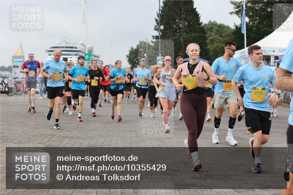 13.09.2026 - Kiel Lauf Andreas Tolksdorf http://msf.ph/oto/10355429 13.09.2026 09:58:26 Kiellinie 38, 2627, 12224, 398, 5600 meine-sportfotos.de