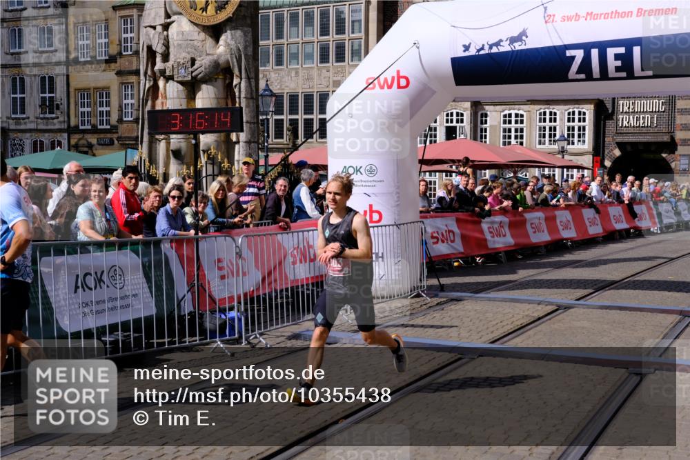 13.09.2026 - 21. swb-Marathon Bremen Tim E. http://msf.ph/oto/10355438 13.09.2026 12:47:03 Ziel 238, 574, 841, 1391 meine-sportfotos.de