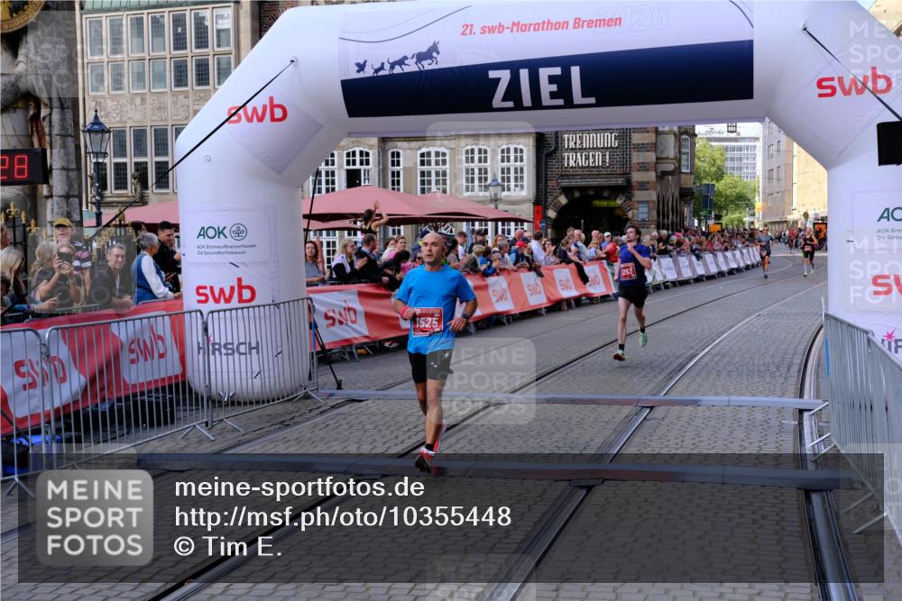 13.09.2026 - 21. swb-Marathon Bremen Tim E. http://msf.ph/oto/10355448 13.09.2026 12:47:17 Ziel 649, 7741 meine-sportfotos.de