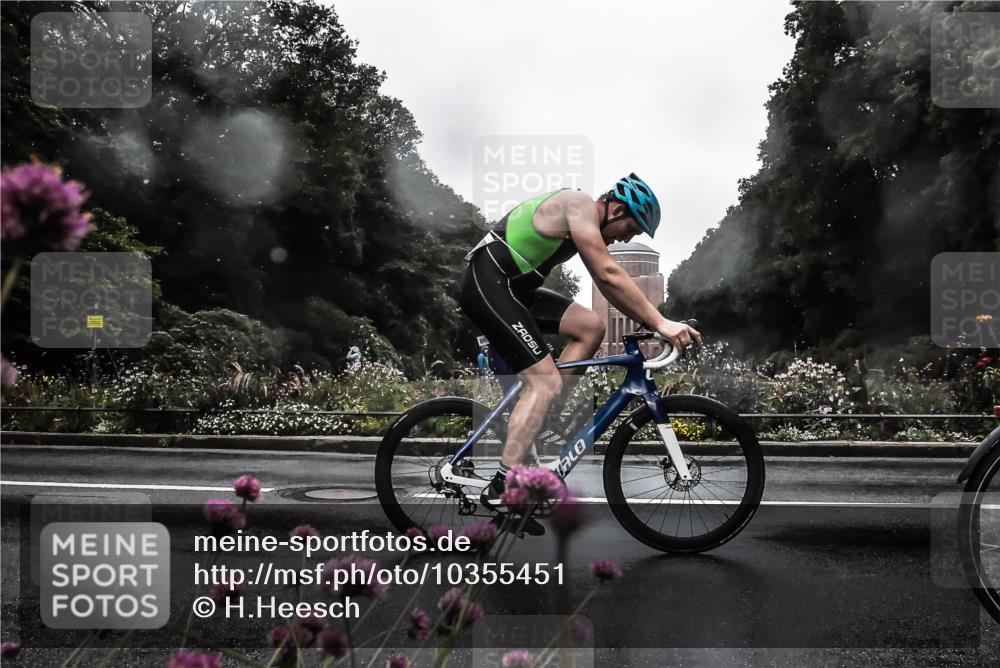 13.09.2026 - Stadtparktriathlon H.Heesch http://msf.ph/oto/10355451 13.09.2026 12:02:14 Radfahren 780, 869, 949, 977 meine-sportfotos.de
