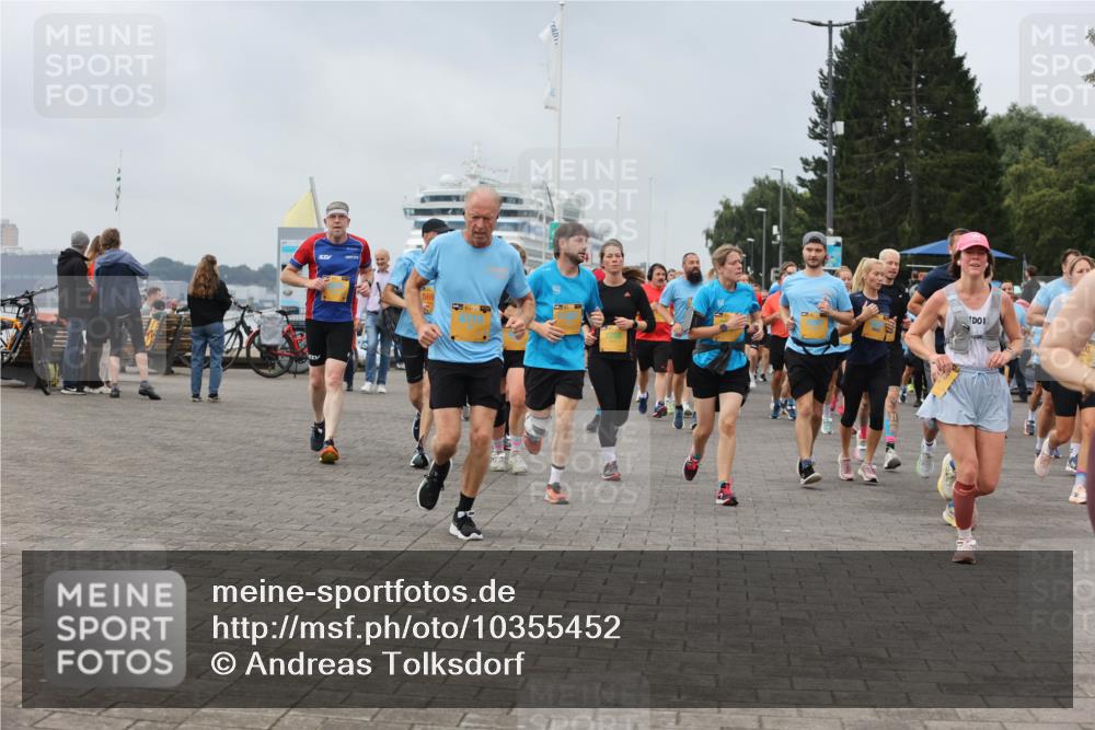 13.09.2026 - Kiel Lauf Andreas Tolksdorf http://msf.ph/oto/10355452 13.09.2026 09:58:27 Kiellinie  meine-sportfotos.de